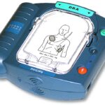 ovningsdefibrillator-heartstart-hs1
