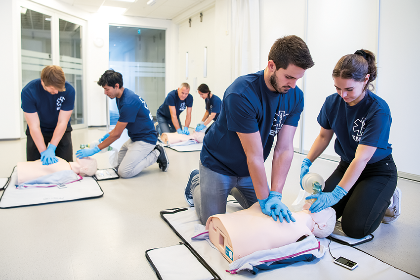 Resusci Anne QCPR halvkropp