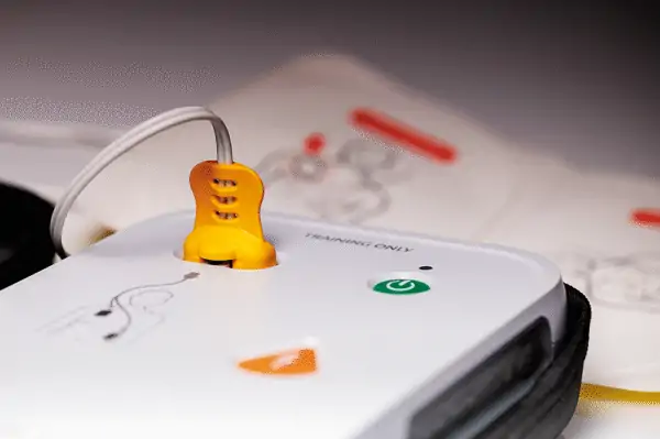 Laerdal AED Trainer 4700 övningshjärtstartare 197-01050 laerdal