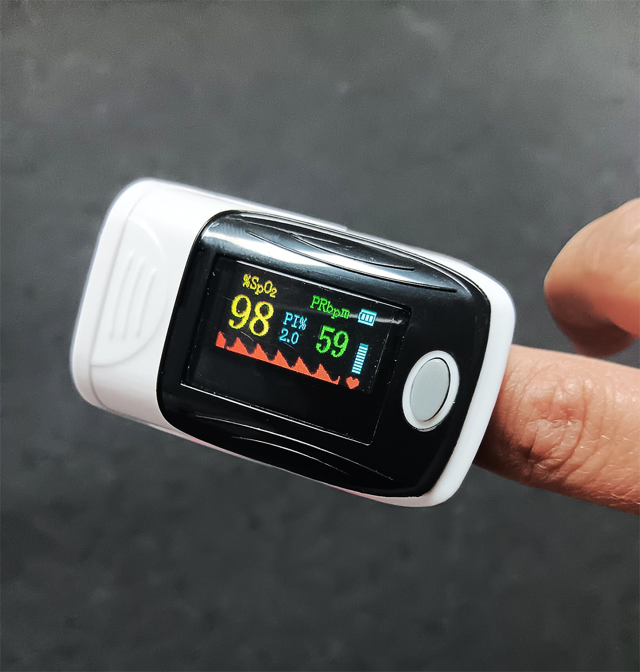 1510 Pulsoximeter på finger